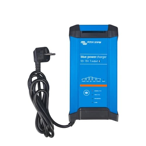 (image for) Victron Energy, BPC121544002, Blue Smart IP22 Charger 12/15(3) 230V CEE 7/7